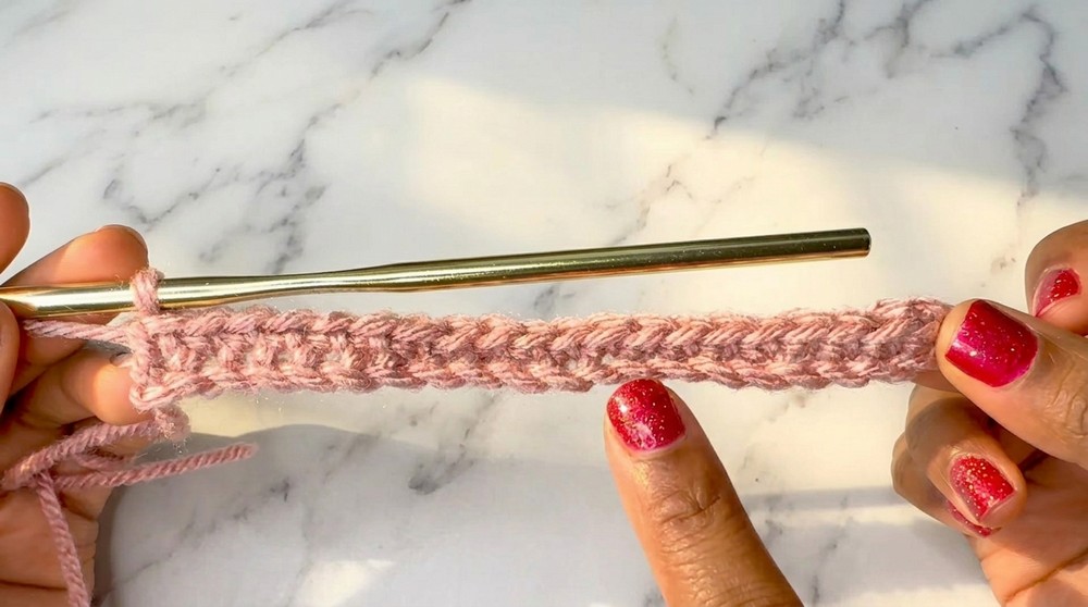 Cute Crochet Bow Keychain Pattern 2