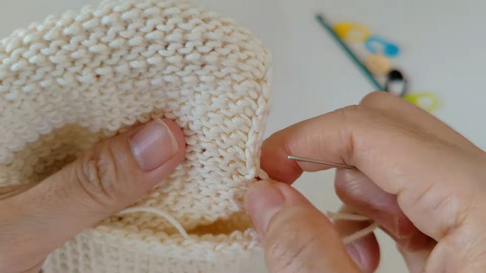 Cute Crochet Card Holder Pattern 5