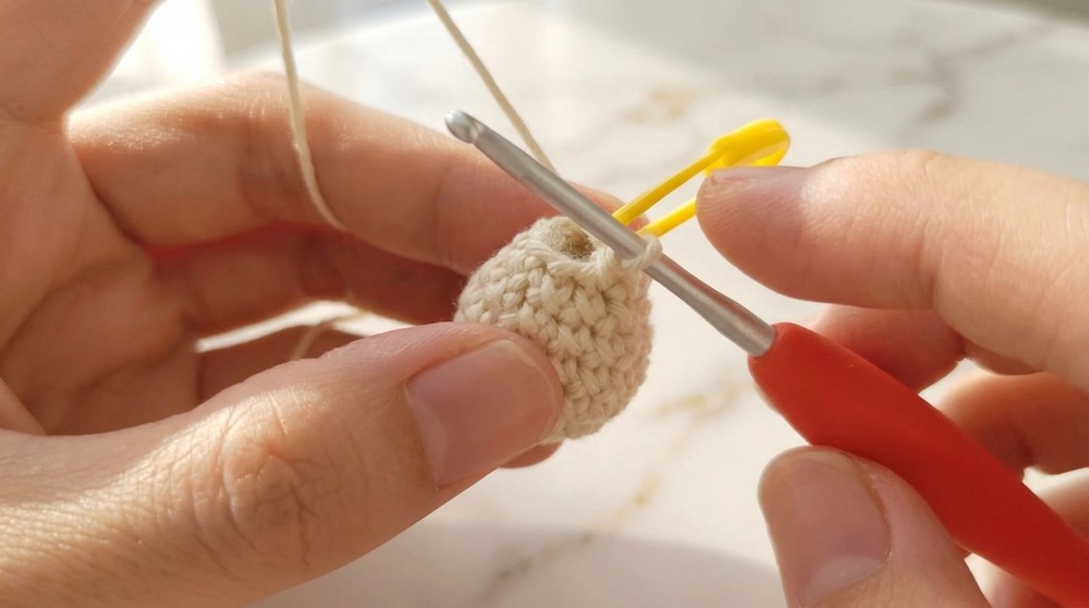 Cute Crochet Cat Amigurumi Pattern 3