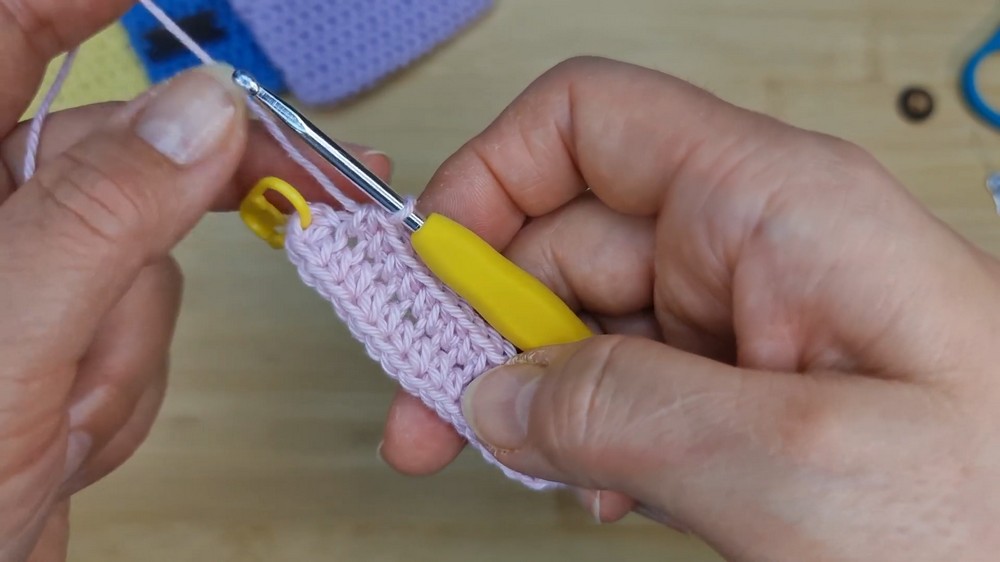 Cute Crochet Phone Pouch Pattern 2