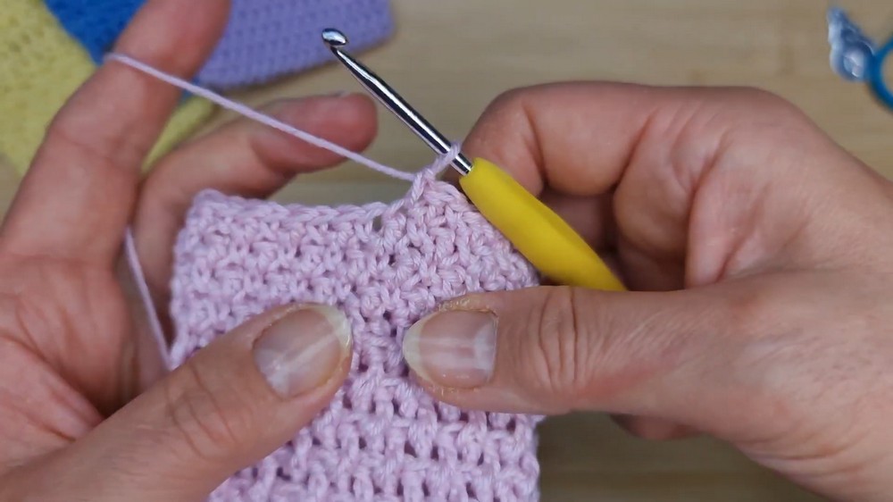 Cute Crochet Phone Pouch Pattern 4