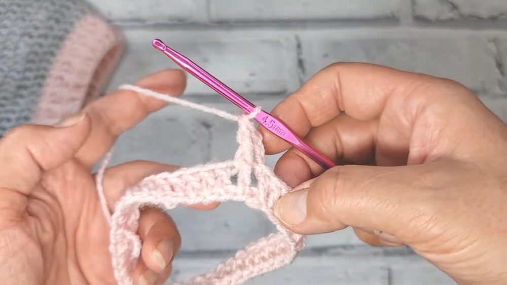 Easy Crochet Kitten Sweater Pattern 2