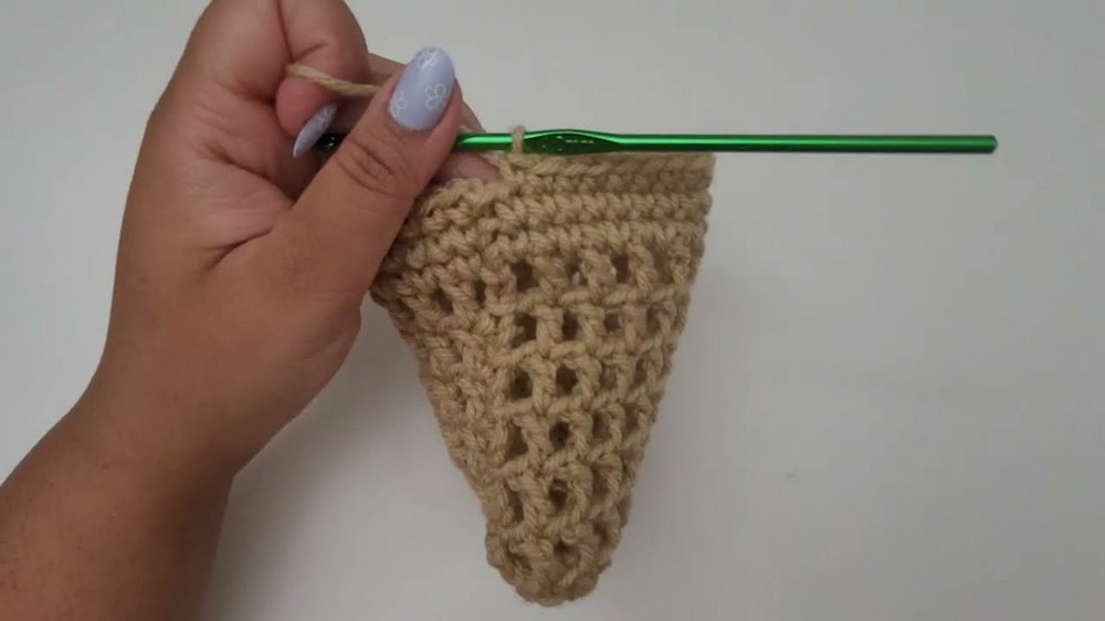 Easy Crochet Mesh Pouch Pattern 4