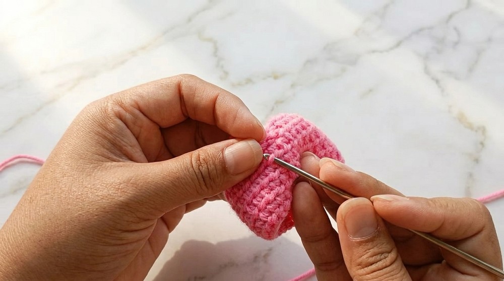 Amazing Crochet Ball Keychain Pattern 3