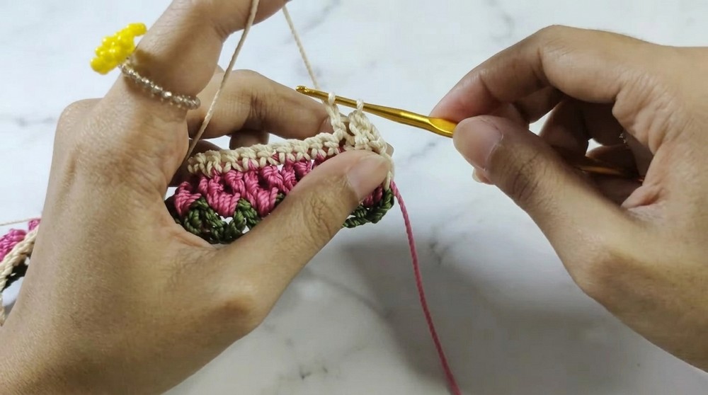 Beautiful Crochet Cat Harness Pattern 2