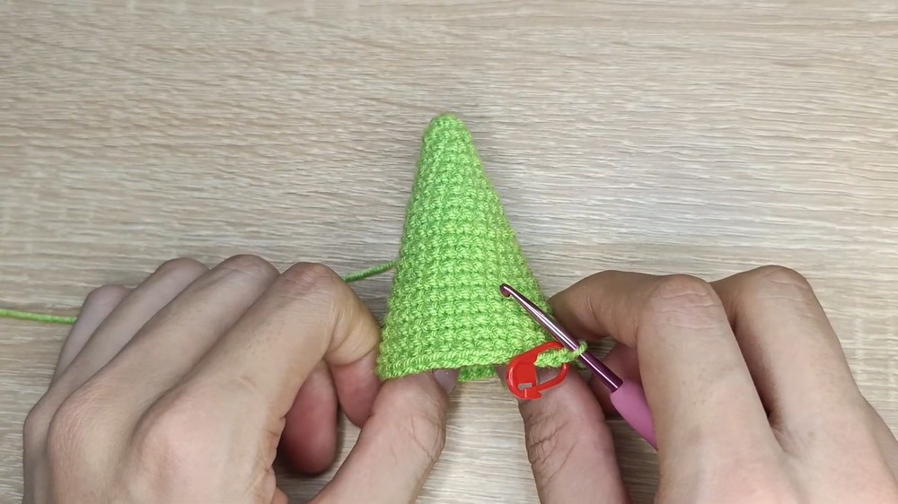 Beautiful Crochet Gnome Pattern 5
