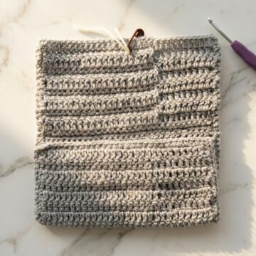 Beautiful Crochet Hook Case Pattern 6