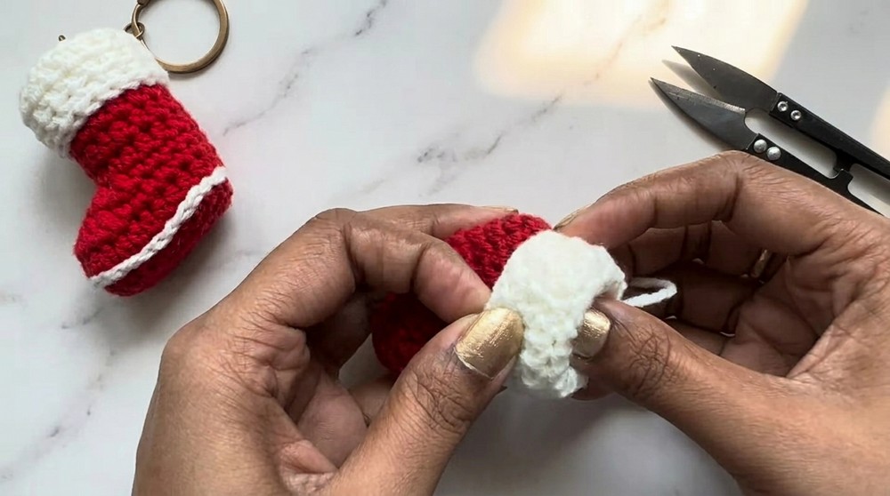 Beautiful Crochet Mini Boots Pattern 5