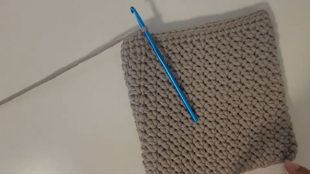 Beautiful Crochet Purse Pattern 4