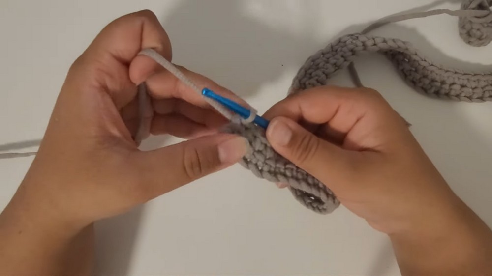 Beautiful Crochet Purse Pattern 5