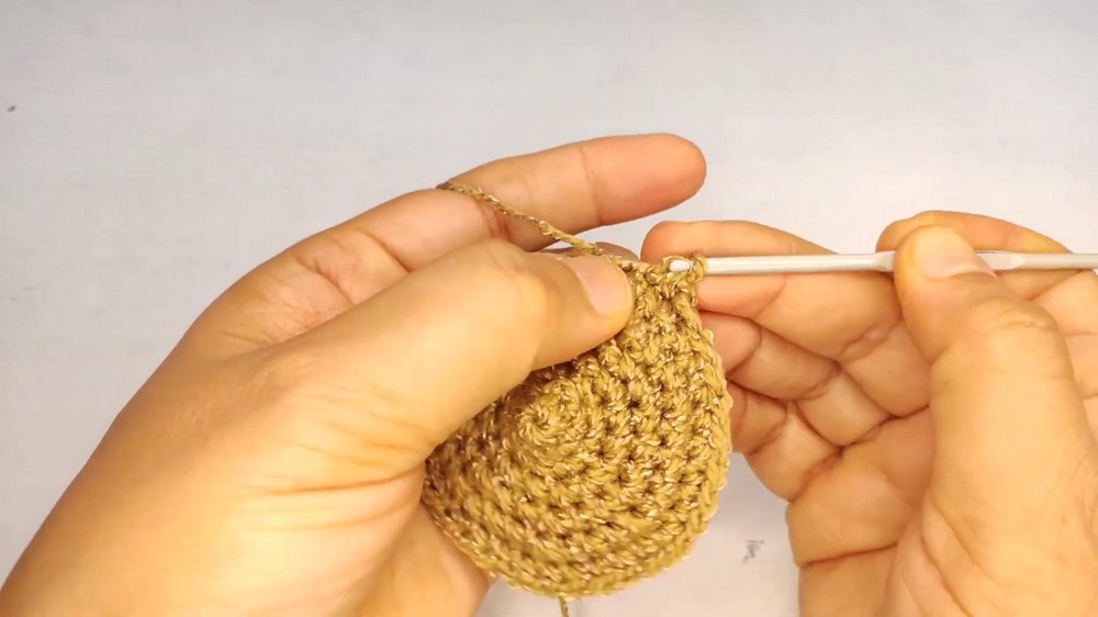 Crochet Acorn Backpack Pattern 3