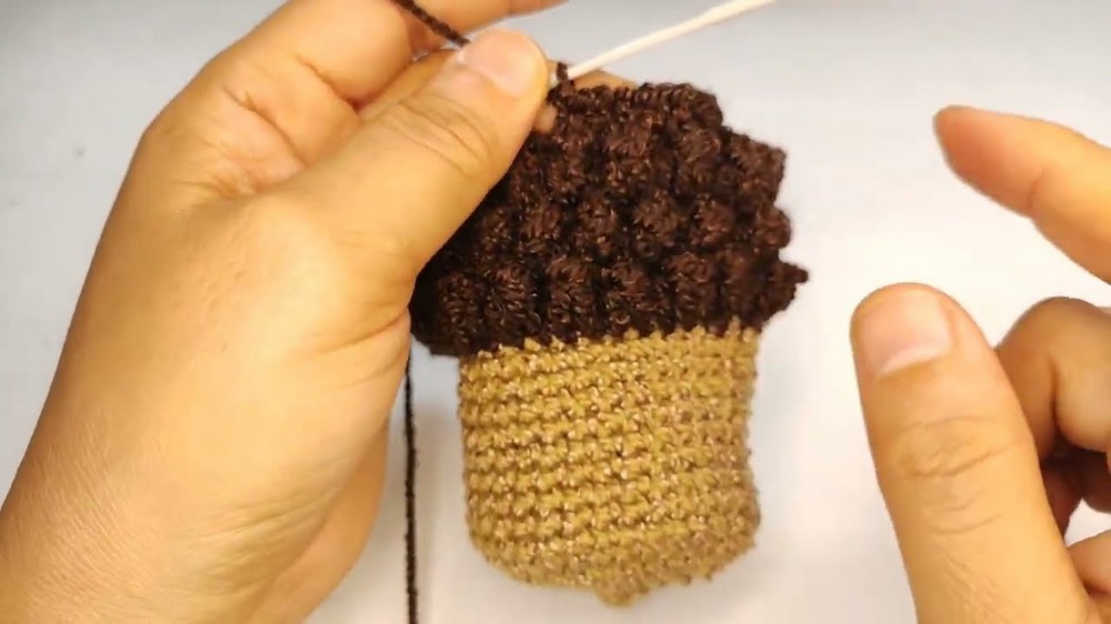 Crochet Acorn Backpack Pattern 5