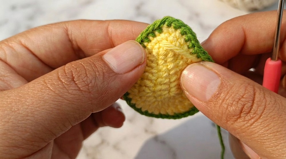 Crochet Avocado Keychain Pattern 3
