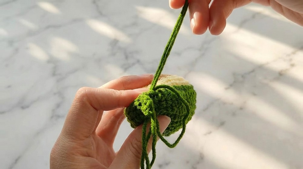Crochet Avocado Keychain Pattern 6