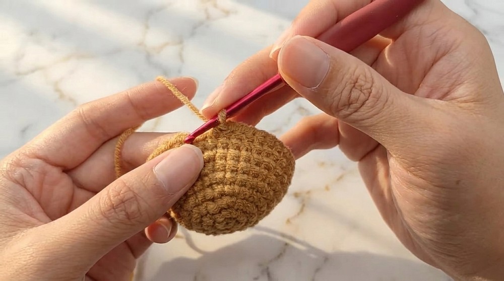 Crochet Burger Keychain Pattern 2