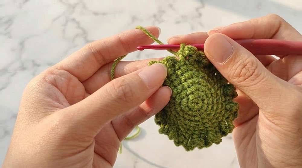 Crochet Burger Keychain Pattern 4