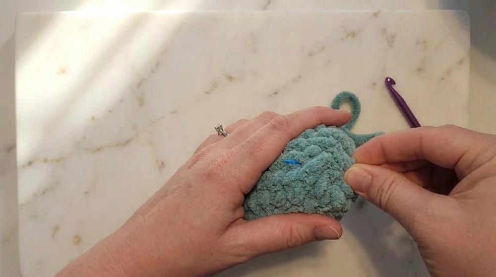 Crochet Chill Pill Amigurumi Pattern 5