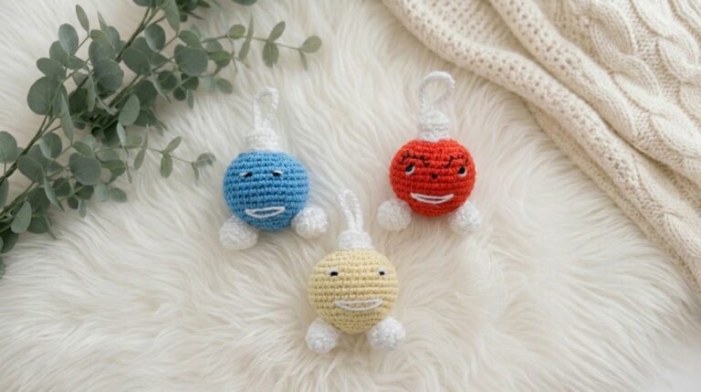 Crochet Christmas Bauble Pattern 5