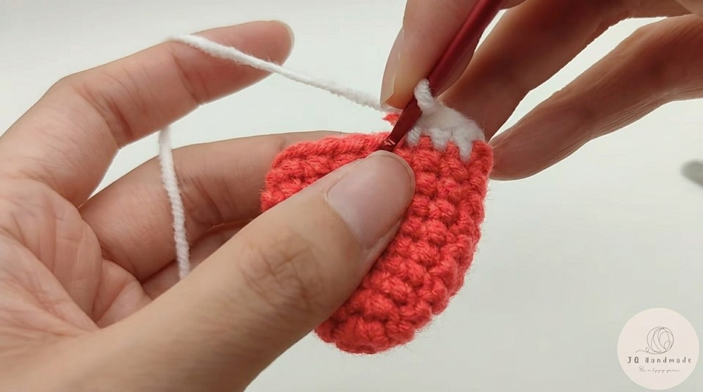 Crochet Christmas Hat Pattern 4