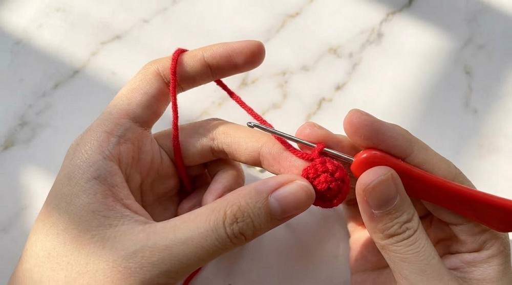 Crochet Christmas Tree Keychain Pattern 2