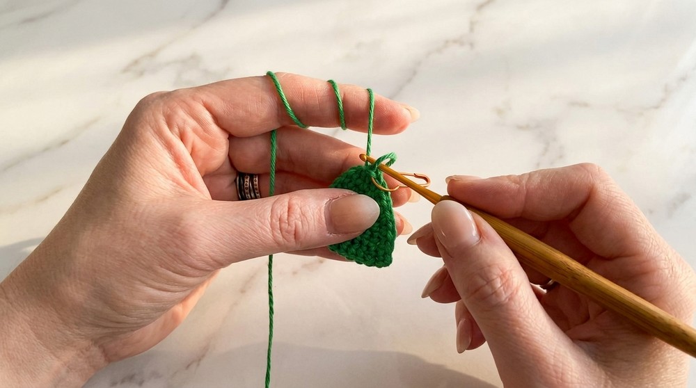 Crochet Christmas Tree With Baubles Pattern 2