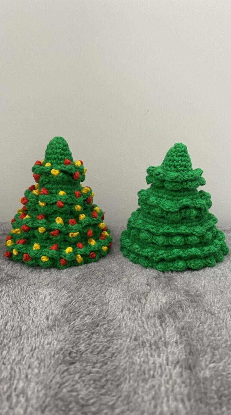 Crochet Christmas Tree With Baubles Pattern 6