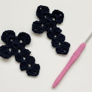 Crochet Cross Granny Square Pattern 6