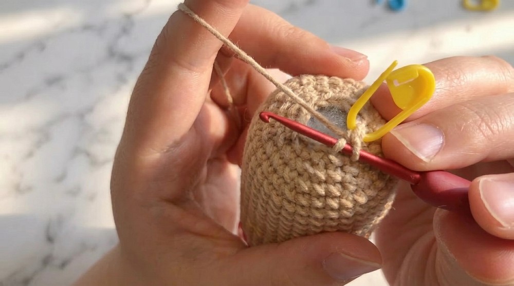 Crochet Dachshund Amigurumi Pattern 4