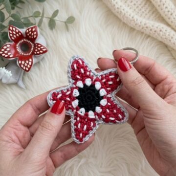 Crochet Demogorgon Keychain Pattern 7