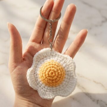Crochet Fried Egg Keychain Pattern 5
