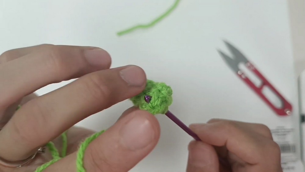 Crochet Frog Froggy Amigurumi Pattern 4