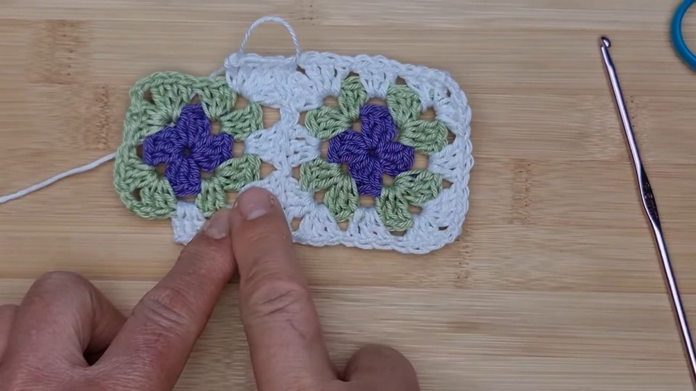 Crochet Granny Square Cross Wall Hanging Pattern 4