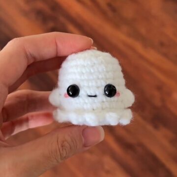 Crochet Halloween Ghost Pattern 6