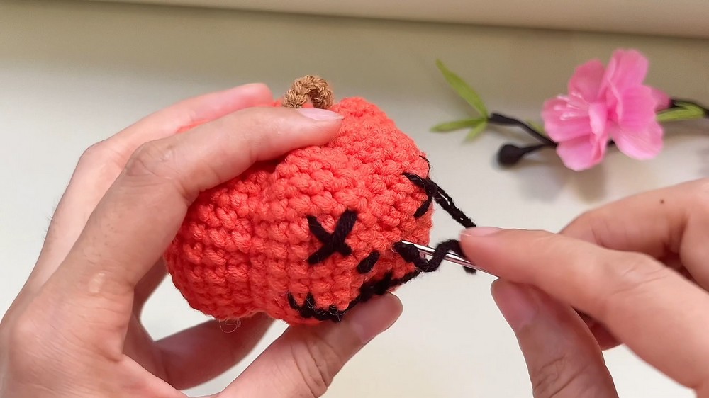 Crochet Halloween Pumpkin Pattern 6