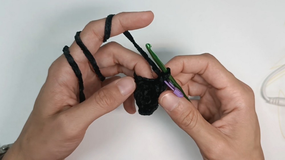 Crochet Halloween Witch Hat Pattern 2
