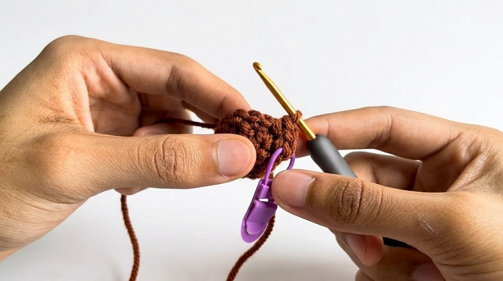 Crochet Jellyfish Keychain Pattern 2