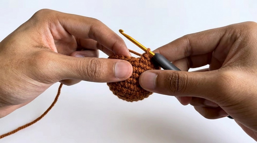 Crochet Jellyfish Keychain Pattern 3