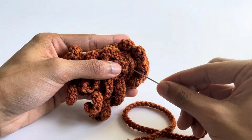 Crochet Jellyfish Keychain Pattern 4