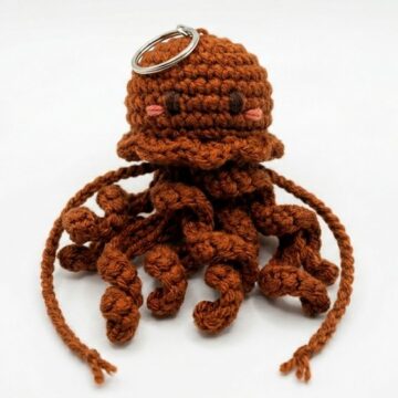 Crochet Jellyfish Keychain Pattern 5