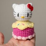 Crochet Kitty Amigurumi Cake Pattern 6