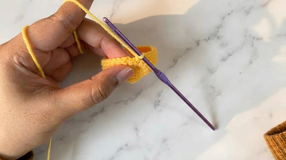 Crochet Mini Lemon Amigurumi Pattern 3