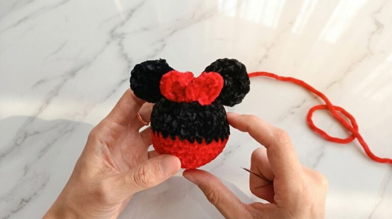 Crochet Minnie Mouse Amigurumi Pattern 6
