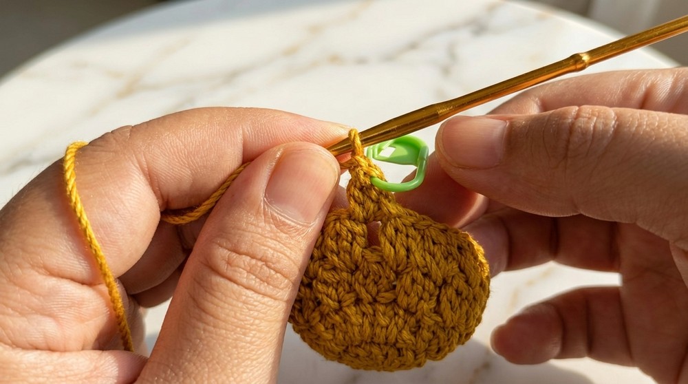 Crochet Pineapple Keychain Pattern 3
