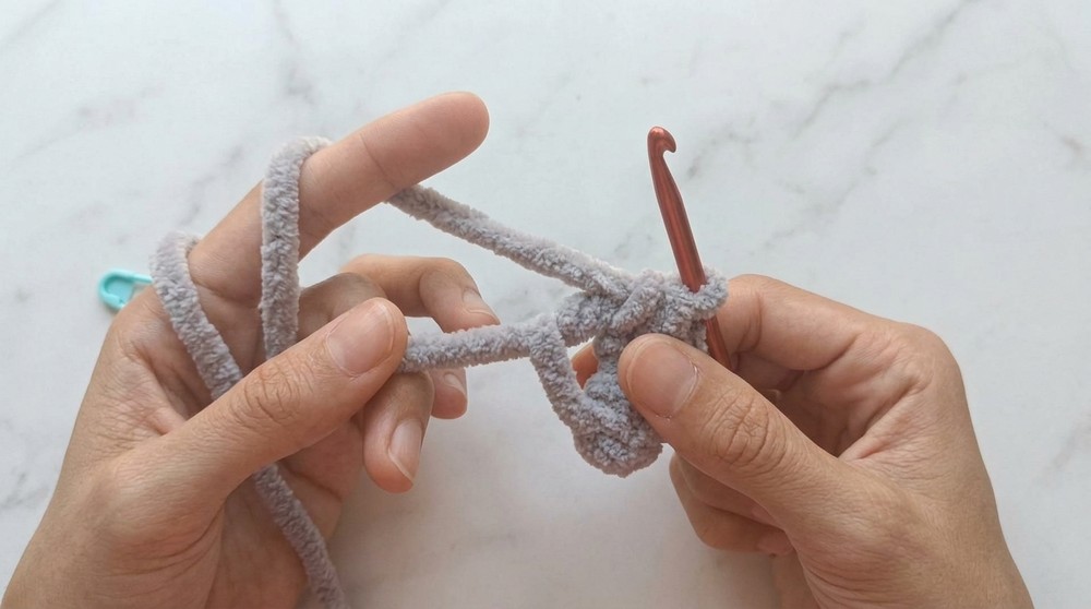 Crochet Plush Chunky Mouse Pattern 1