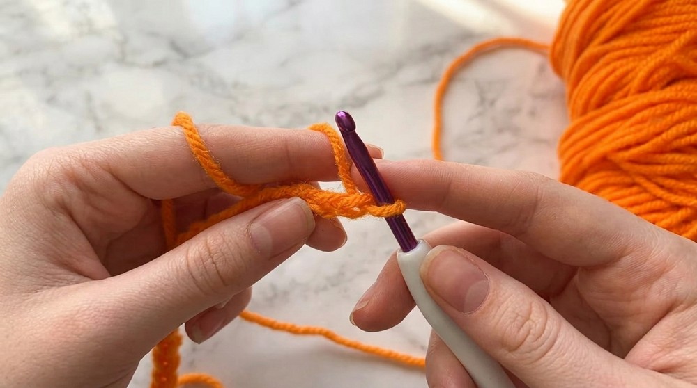 Crochet Pumpkin Amigurumi Pattern 1