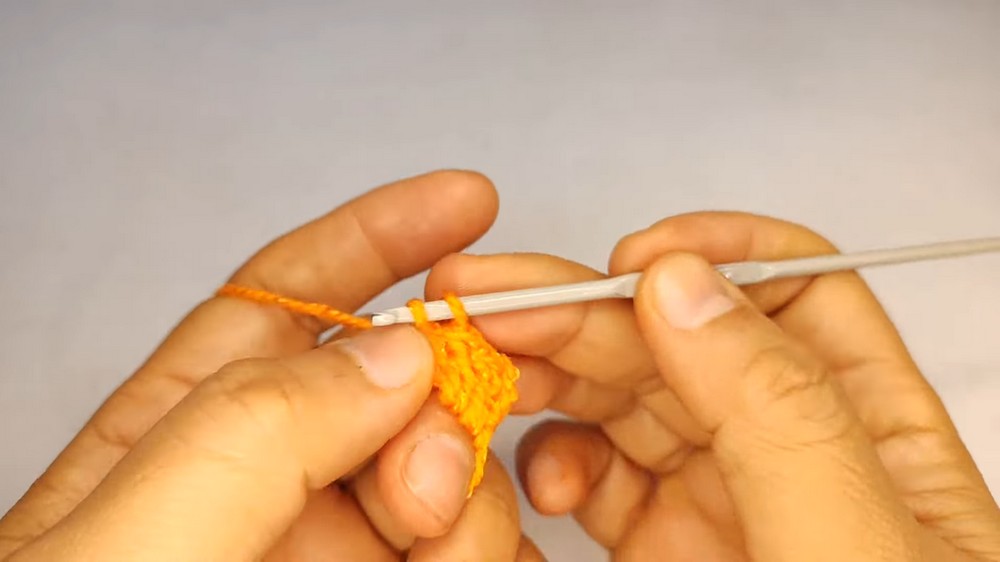 Crochet Pumpkin Coaster Pattern 1