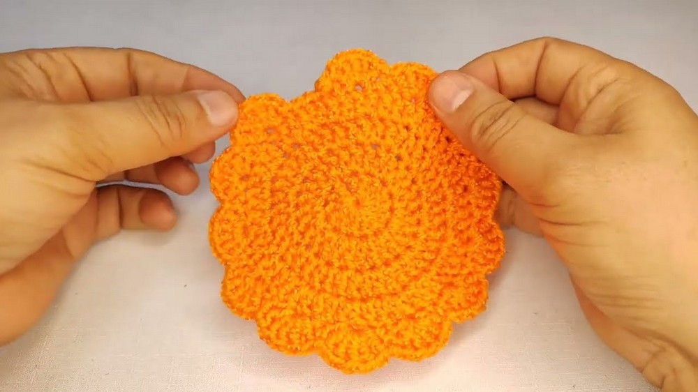 Crochet Pumpkin Coaster Pattern 4