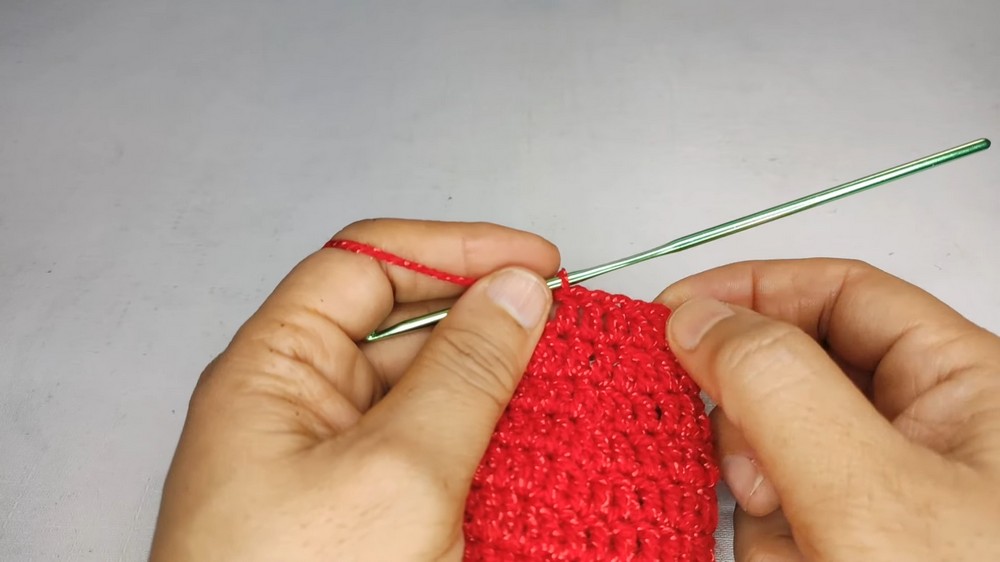Crochet Santa Claus Hat Pattern 3