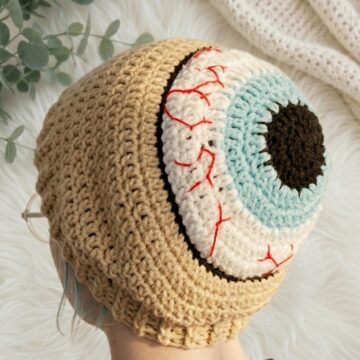 Crochet Spooky Eyeball Beanie Pattern 7