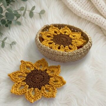 Crochet Sunflower Coaster Set Pattern 6